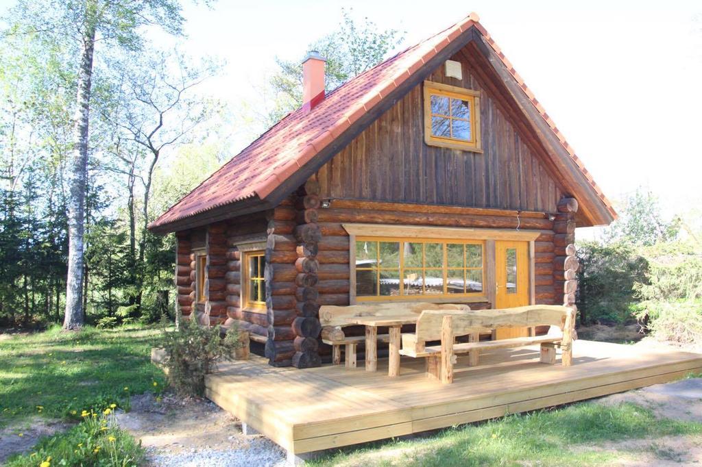 Ala-Laugu Holiday Home Leisi Kültér fotó