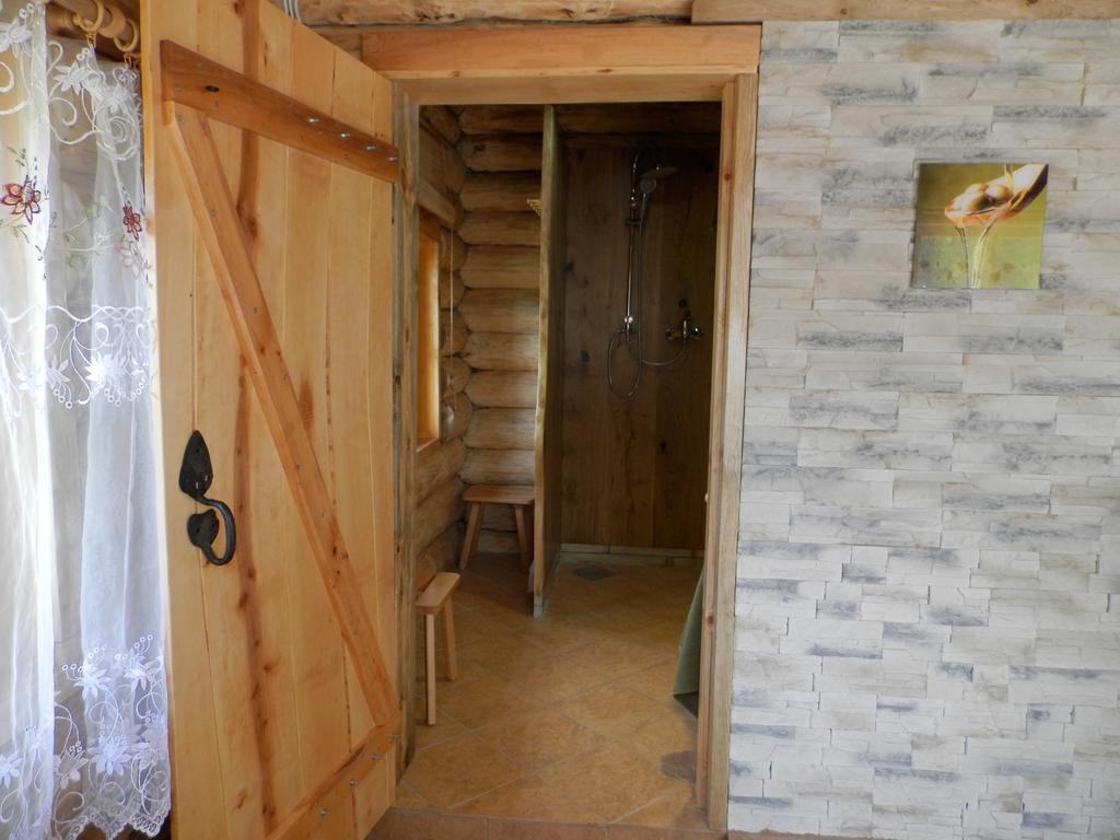 Ala-Laugu Holiday Home Leisi Kültér fotó