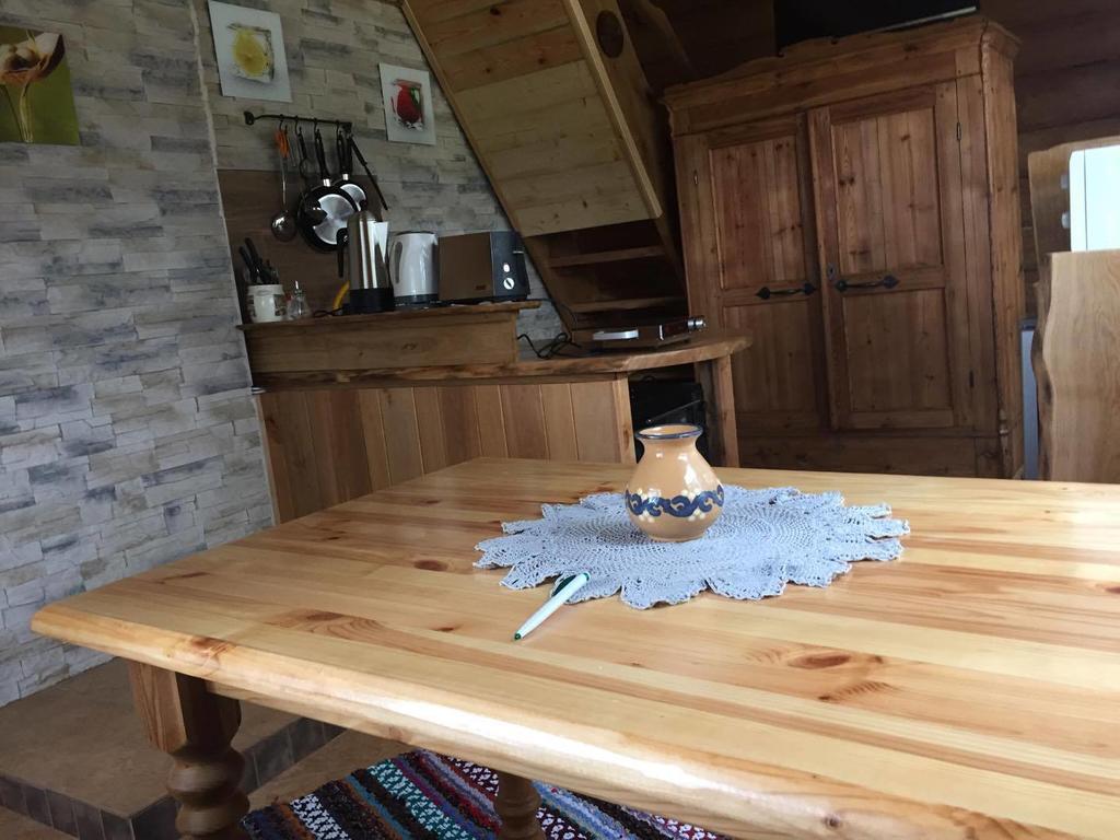 Ala-Laugu Holiday Home Leisi Kültér fotó